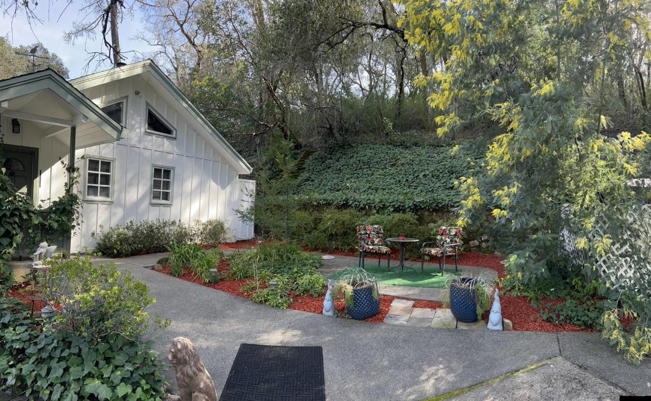 Foothill House Bed & Breakfast Calistoga Exterior photo